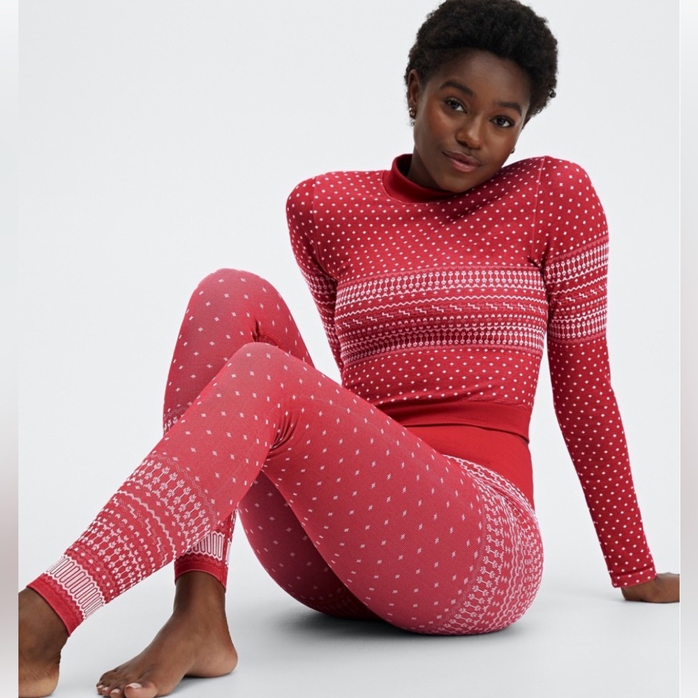 Fabletics Holly Seamless Top & Leggings Set